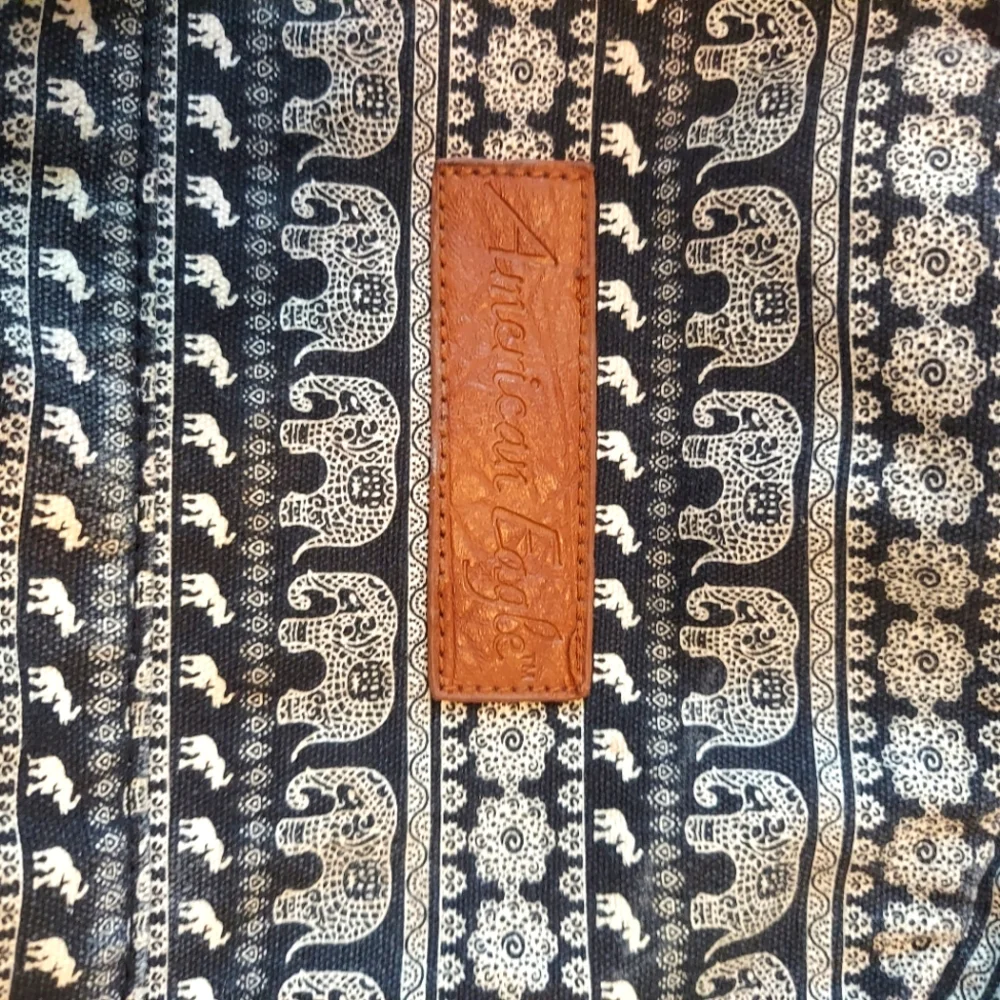 American Eagle knapsack Back Pack Book Bag Pockets Zipper 16x16